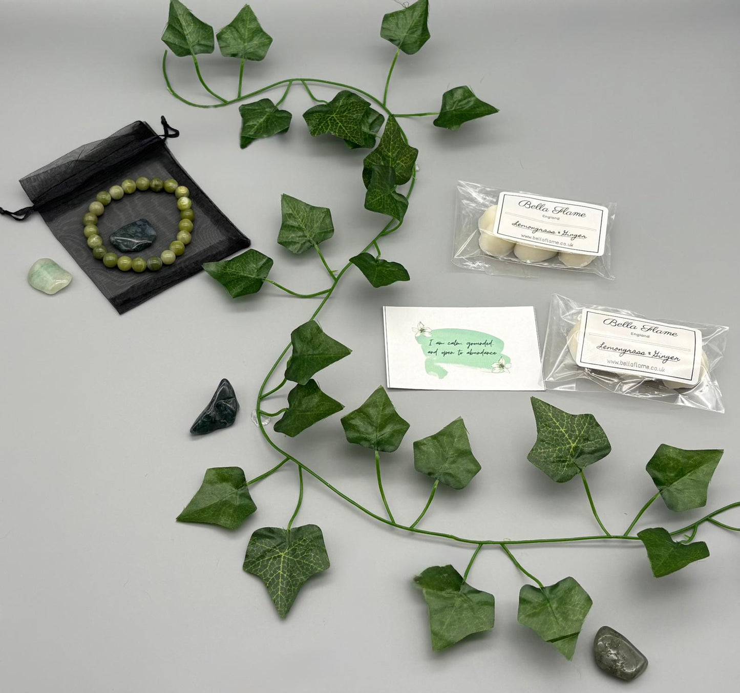 Gift set: Jade - balance & prosperity - Bella Flame England